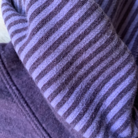 LULULEMON “In a Cinch” Purple Stripe REVERSIBLE Funnel Neck Pullover Long Sleeve - Picture 5 of 15